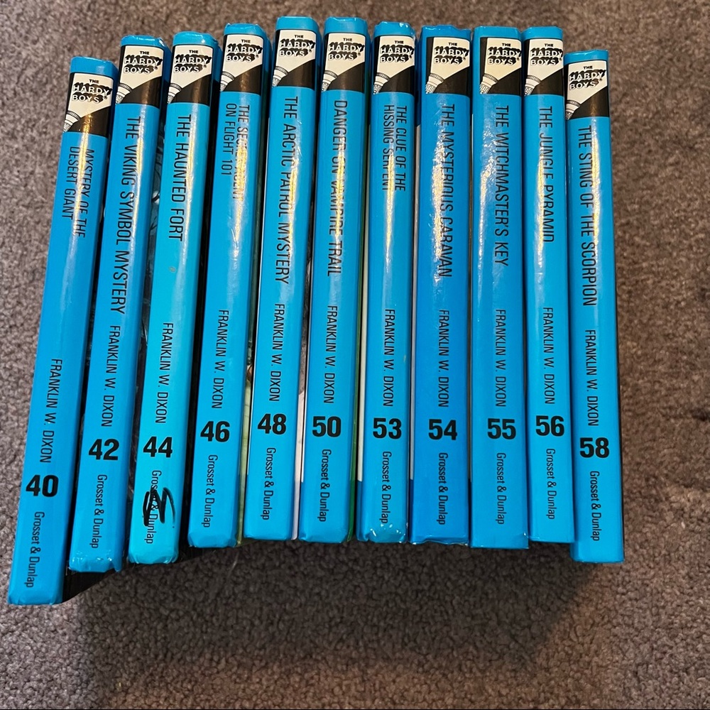 The Hardy Boys Book Series 11 books Franklin W. Dixon